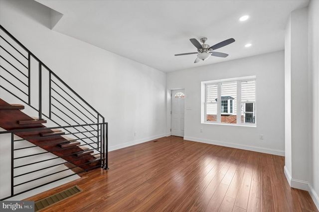 2544 S WATTS ST, Philadelphia, PA 19148