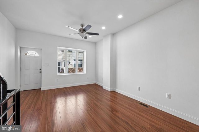 2544 S WATTS ST, Philadelphia, PA 19148