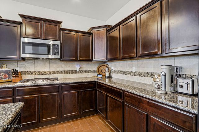 7376 BLACK SAGE Drive, El Paso, TX 79911