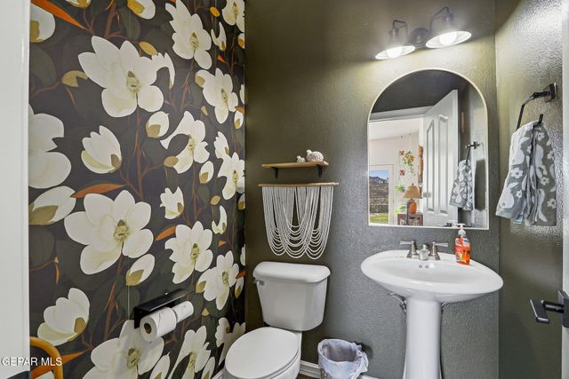 7376 BLACK SAGE Drive, El Paso, TX 79911