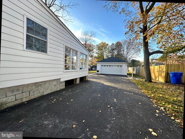 186 MADISON AVE, Mount Holly, NJ 08060