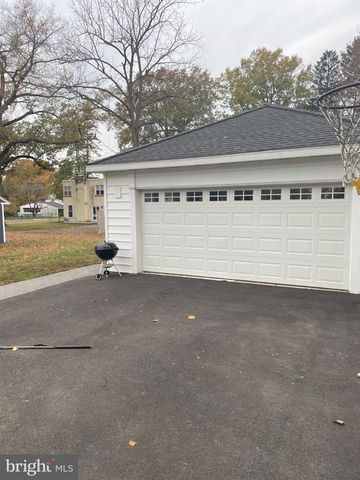 186 MADISON AVE, Mount Holly, NJ 08060