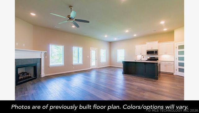 203 S 25th Street E, Collinsville, OK 74021