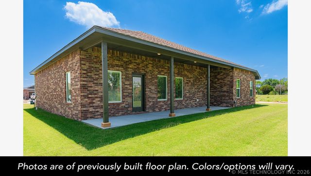 203 S 25th Street E, Collinsville, OK 74021