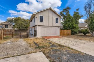 3320 Blumie ST B, Austin, TX 78745