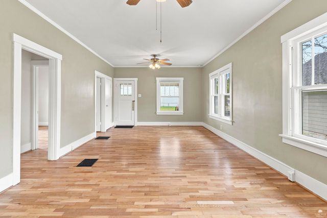 1405 Pierre Street, Manhattan, KS 66502