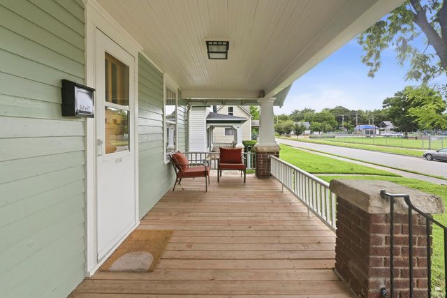 1405 Pierre Street, Manhattan, KS 66502