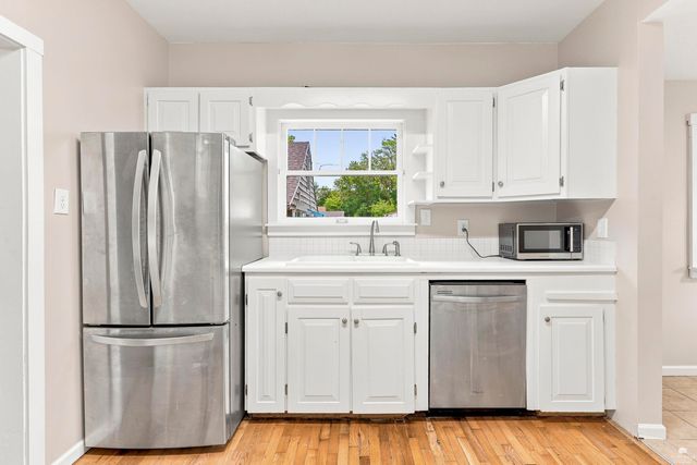 1405 Pierre Street, Manhattan, KS 66502