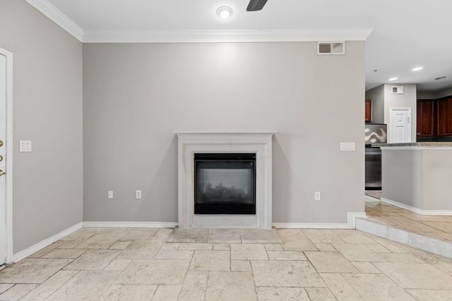 2400 Mccue Road 436, Houston, TX 77056