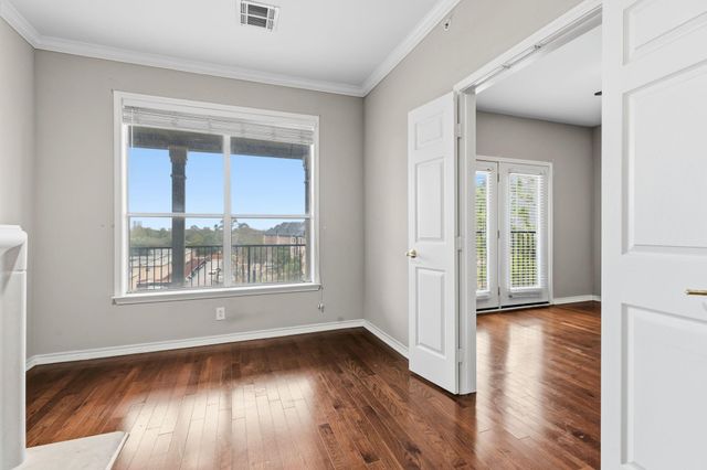 2400 Mccue Road 436, Houston, TX 77056