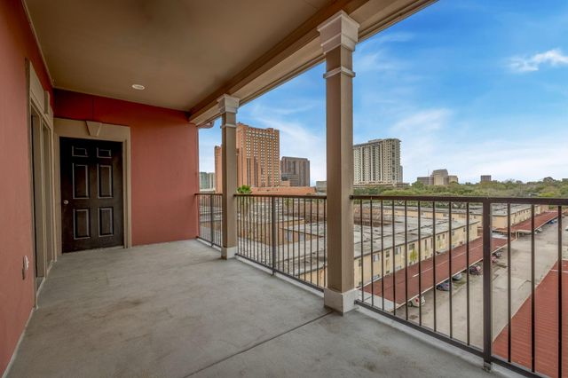 2400 Mccue Road 436, Houston, TX 77056