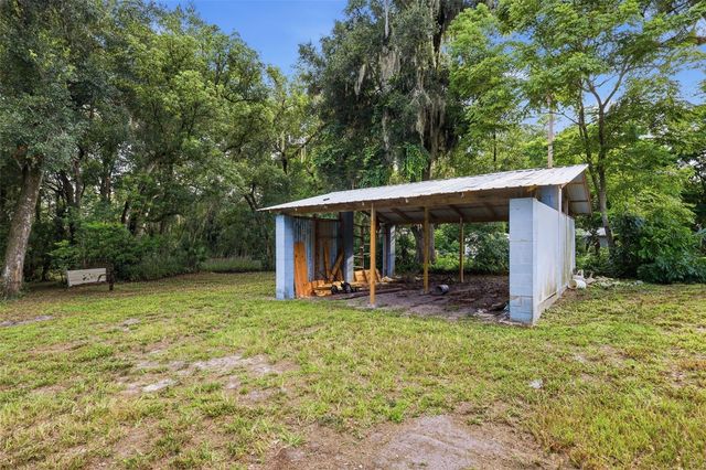 320 W GRAVES AVENUE, Orange City, FL 32763