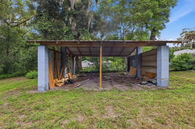 320 W GRAVES AVENUE, Orange City, FL 32763