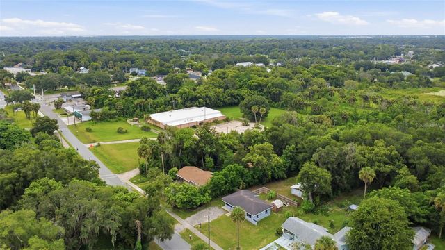 320 W GRAVES AVENUE, Orange City, FL 32763