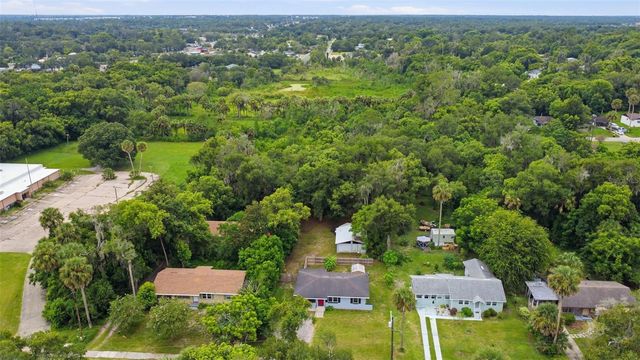 320 W GRAVES AVENUE, Orange City, FL 32763