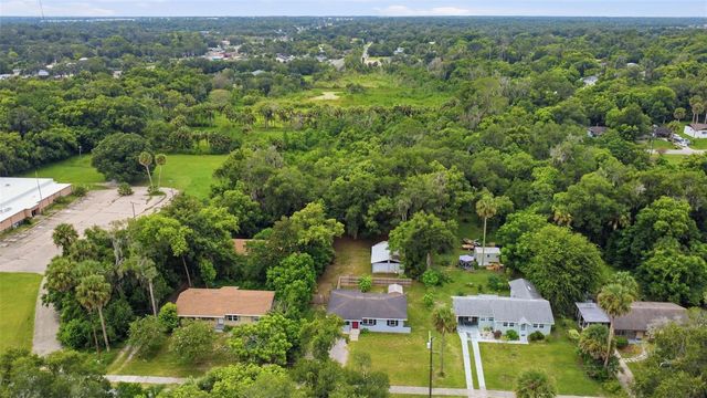 320 W GRAVES AVENUE, Orange City, FL 32763