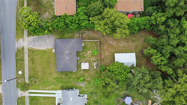 320 W GRAVES AVENUE, Orange City, FL 32763