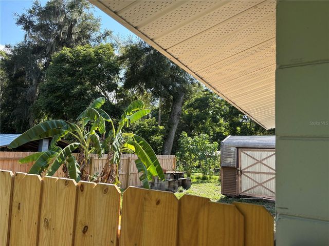 320 W GRAVES AVENUE, Orange City, FL 32763