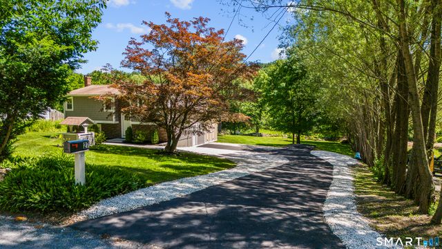 27 Town Farm Road, New Milford, CT 06776
