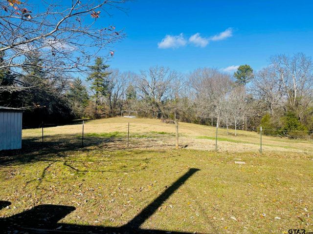 1707 CR 4101, Jacksonville, TX 75766