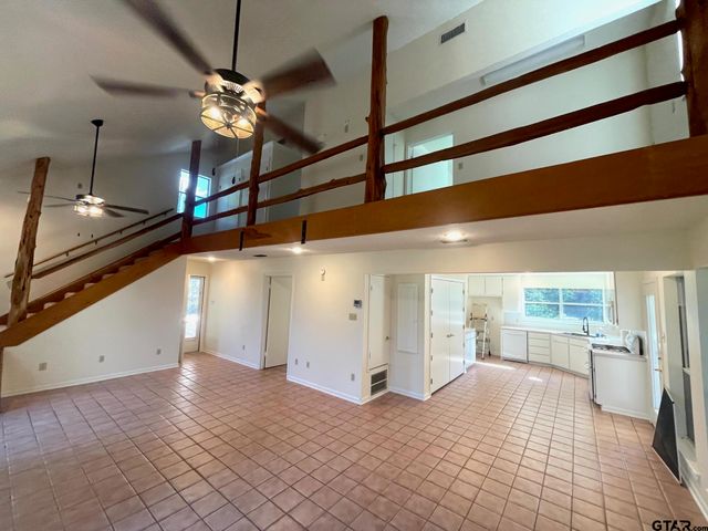 1707 CR 4101, Jacksonville, TX 75766