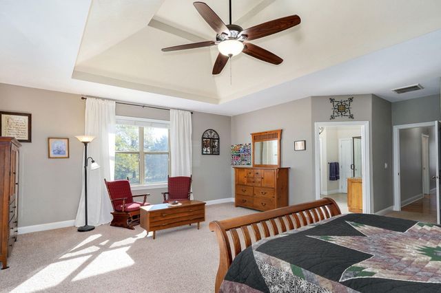 1615 Sky Ranch Circle, Bolivar, MO 65613