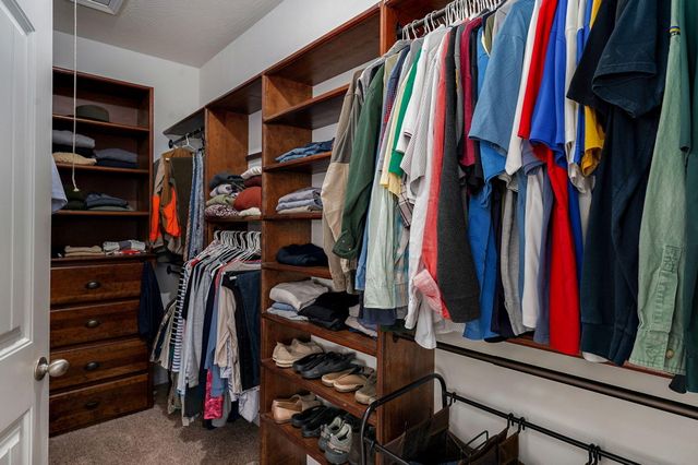 1615 Sky Ranch Circle, Bolivar, MO 65613