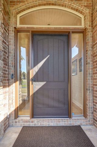 1615 Sky Ranch Circle, Bolivar, MO 65613