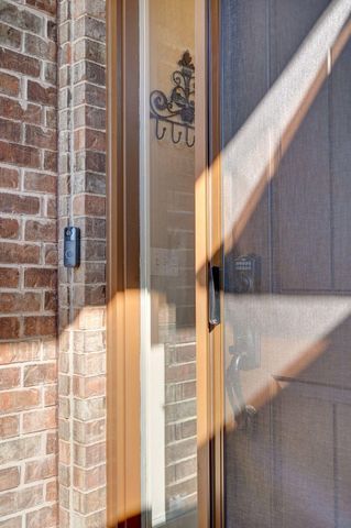 1615 Sky Ranch Circle, Bolivar, MO 65613