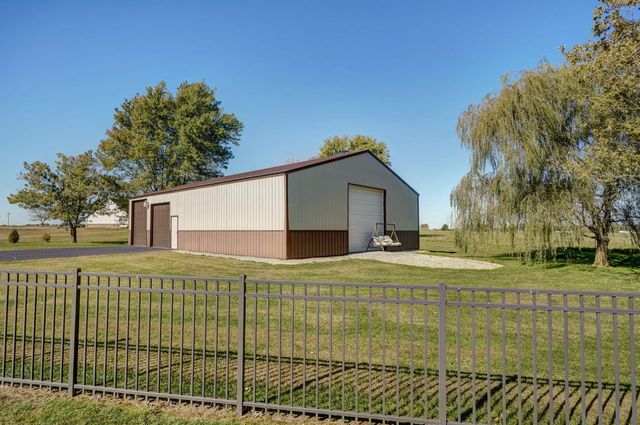 1615 Sky Ranch Circle, Bolivar, MO 65613