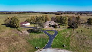 1615 Sky Ranch Circle, Bolivar, MO 65613