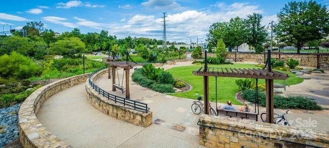 2414 E 7th Street, Charlotte, NC 28204