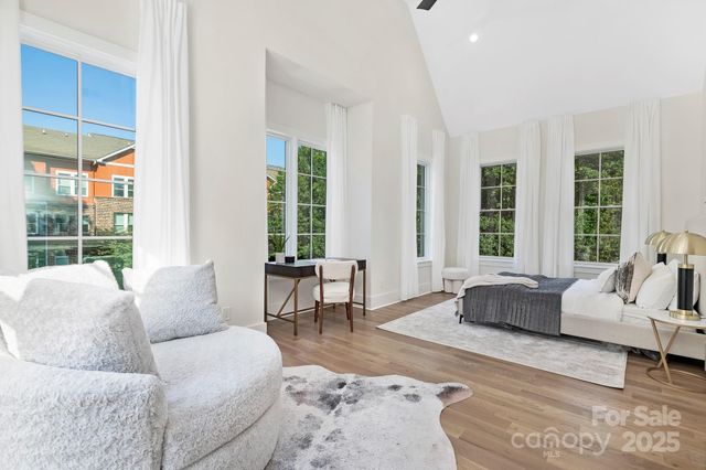 2414 E 7th Street, Charlotte, NC 28204