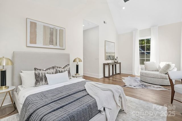 2414 E 7th Street, Charlotte, NC 28204