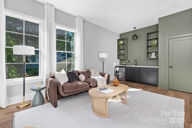 2414 E 7th Street, Charlotte, NC 28204