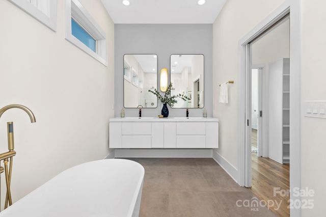 2414 E 7th Street, Charlotte, NC 28204