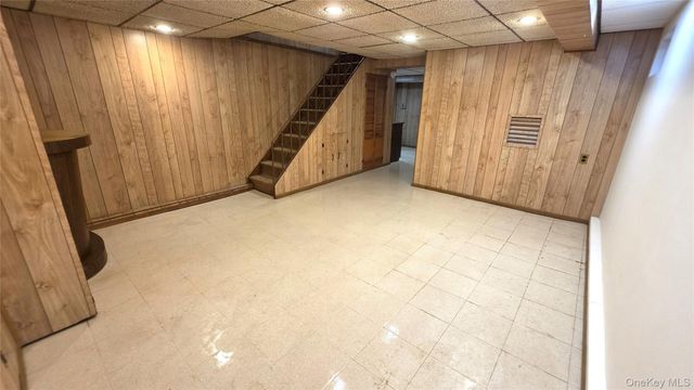 8017 215th Street, Hollis Hills, NY 11427