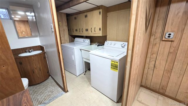 8017 215th Street, Hollis Hills, NY 11427