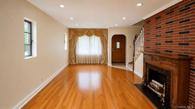 8017 215th Street, Hollis Hills, NY 11427