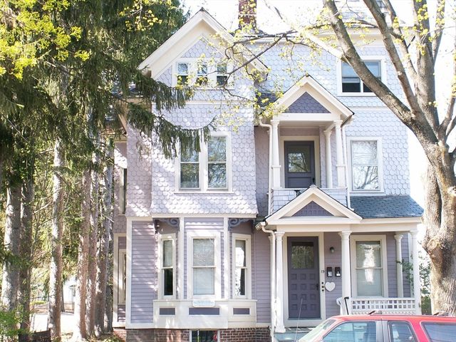 19 Trumbull Rd, Northampton, MA 01060