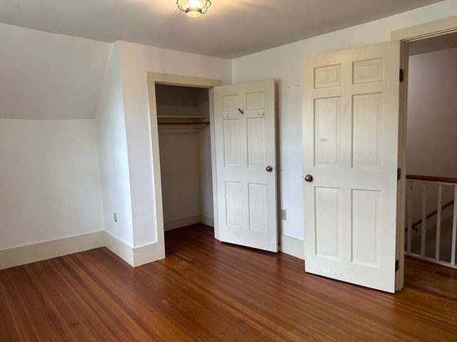 19 Trumbull Rd, Northampton, MA 01060