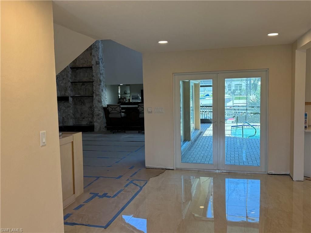 Image 12 of property listing at 1507 SW 58th LN, Cape Coral, FL 33914