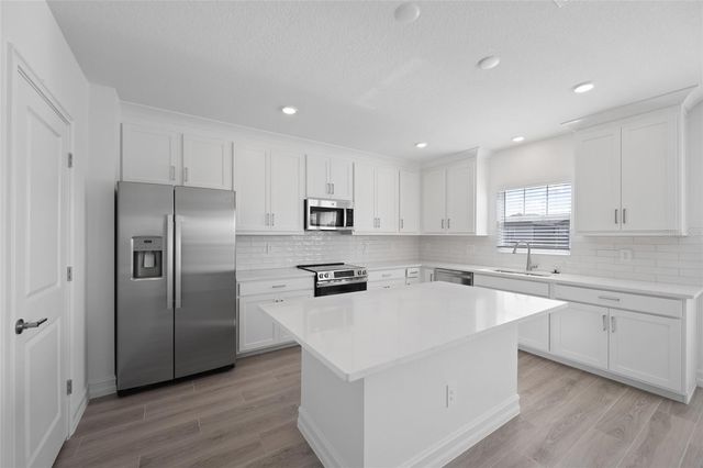 3463 SILENT GARDENS COVE, Wesley Chapel, FL 33543
