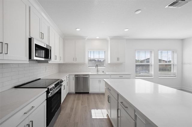 3463 SILENT GARDENS COVE, Wesley Chapel, FL 33543
