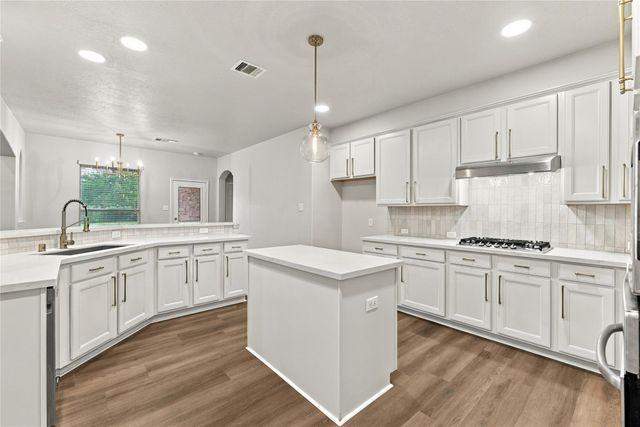 14618 Thunder Bay, Beach City, TX 77523