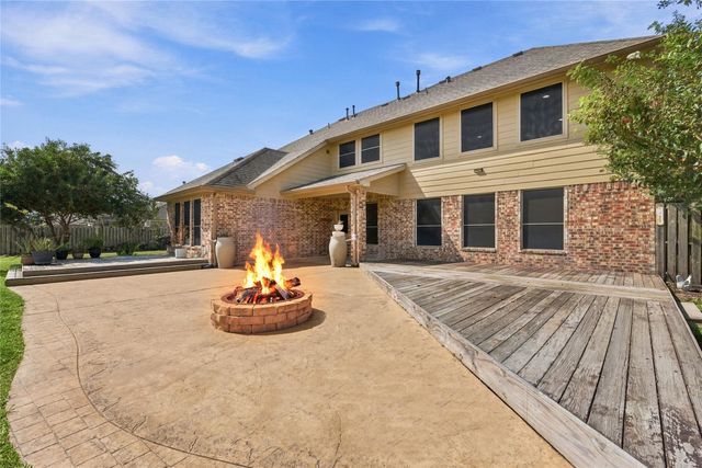 14618 Thunder Bay, Beach City, TX 77523