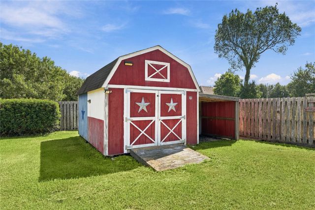 14618 Thunder Bay, Beach City, TX 77523