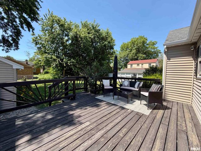 2418 W AYRES Avenue, West Peoria, IL 61604