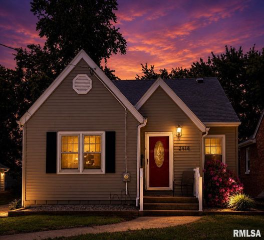 2418 W AYRES Avenue, West Peoria, IL 61604