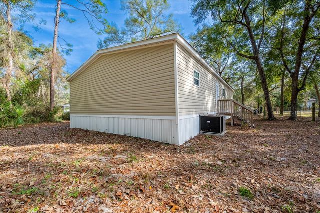 11120 NW 107TH TERRACE, Chiefland, FL 32626